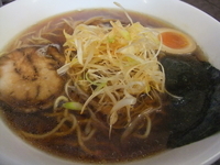 「ネギらぁめん」@醤油らぁめん専門店 香味屋の写真