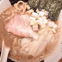 「煮干ラーメン」@すごい煮干ラーメン凪 新宿ゴールデン街店 本館の写真