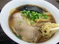 「チャーシュー醤油らぁ麺￥980」@創彩麺家 野の実 足柄サービスエリア店の写真