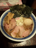 「特製中華そば【950円】」@俺の麺 春道の写真