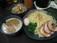 「特製つけ麺850円+大盛り100円+ネギチャーシュー丼250円」@麺屋 だいすけの写真
