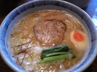 「豚骨塩らーめん￥750+大盛￥100」@麺屋 大谷の写真