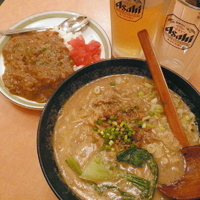 「元祖讃岐坦々麺（辛さ“0”） + 大宝寺カレー ハーフサイズ（お」@らぁめん居酒屋 北斗辛軒の写真