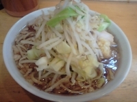 「小豚（にんにく、やさい）」@ラーメン二郎 荻窪店の写真