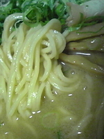 「ラーメンこってり（ニンニク入り）￥700」@天下一品 神田店の写真