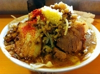 「ラーメン 野菜マシ、ニンニク少なめ、カラメ」@ラーメン荘 地球規模で考えろ 伏見本店の写真