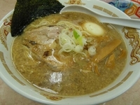 「らーめんカタメ」@白山ラーメンの写真
