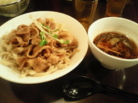「肉盛りつけ麺 200g・780円」@魁 肉盛りつけ麺 六代目けいすけの写真