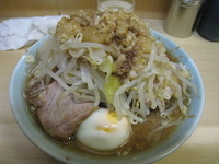「ラーメン（ヤサイ・ニンニク・カラメ）」@ラーメン富士丸 北浦和店の写真
