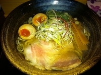 「塩らーめん」@ジャンクストーリー 本店の写真