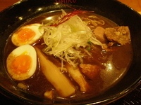 「特中華そば 中盛り（880円）」@麺屋 しみるの写真