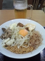 「特製まぜそば（950円）※ニンニク、チーズ増し」@ジャンクガレッジ イオン八千代緑が丘SCの写真