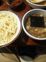 「ハーフ&ハーフのつけ麺【両方で450円】」@つけ麺処 大勝彦の写真