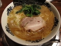 「醤油とんこつラーメン」@あじゃあらの写真