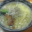 黒コショーとチーズの塩ラーメン 【850円】