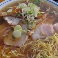 「中華そば・麺硬め 650円」@中華そば 井上の写真