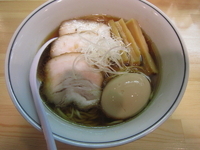 「特製醤油+ミニチャーシュー飯（900円+200円）」@麺屋 彩香の写真