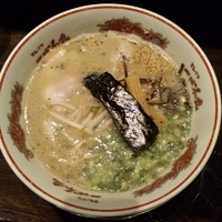 「白とんこつ￥580??」@拉麺 一心不乱 大名本店の写真