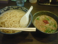 「賛否分かれる? えびつけ麺」@つけ麺専門店 中村屋の写真