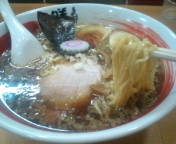 「醤油ラーメン700円+味玉100円」@支那そば 勝丸 目黒本店の写真