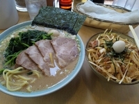 「チャーシューラーメン・レンソウマシ【880円】ねぎチャ丼【320」@壱六家 大森店の写真