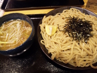 「もつつけ麺（780円）+大盛り（150円）+炙りもつトッピング（」@なつめやの写真
