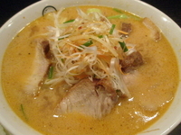 「焦がしごまみそラーメン（690円）+ライス（0円） ※通常価格は」@喜多方ラーメン 坂内 大森東口店の写真