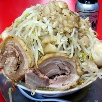 「ラーメン 大 + 子豚」@ジャンクガレッジ 熊谷店の写真