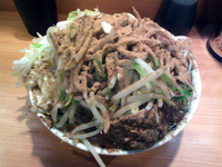 「小ラーメン（700円）+BB（150円）+ヤサイ+ニンニク」@ラーメン二郎 八王子野猿街道店2の写真