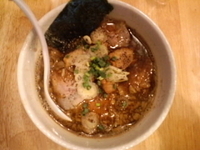 「肉そば ニボシ ブラック」@麺や 福一の写真