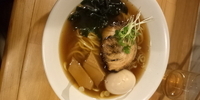 「正油らーめん（油ナシ）+煮玉子」@ボニート・ボニートの写真