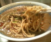 「四川風黒胡麻坦々麺（後からニンニク・後のせモヤシ）900円」@らーめん こじろう526 日暮里店の写真