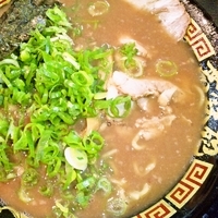 「とんこつラーメン（750円）」@無鉄砲 東京中野店の写真