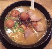 「たこ焼き正油とんこつらーめん:640円」@博多とんこつラーメン 二金堂 銀座店の写真