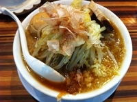 「ラーメン+味玉（野菜ちょい増し）」@ラーメン・つけ麺 笑福 大阪西中島店の写真