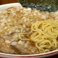 「メンマチャーシューメン￥850+大盛り￥100+玉ネギ多目￥50」@中華そば 吾衛門の写真