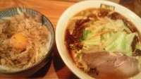 「辛辛濃菜麺（辛さ控えめ）+チーズおかか豚ご飯」@濃菜麺 井の庄の写真