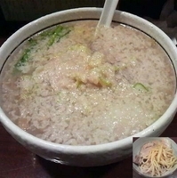 「こってりしょうゆらーめん（大盛り、超☆ギタ）+味玉+小ライス」@麺屋 旬の写真