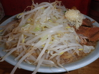 「ラーメン（600円）ニンニク」@ラーメン髭の写真