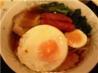 「中華そば 380円、ポパイエッグ260円」@大森小町食堂の写真