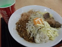 「まぜそば並（全増し）+ウエルカムドリンク」@ジャンクガレッジ イオン八千代緑が丘SCの写真