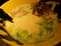 「らーめん（550円）」@らーめん博多維新 大井町店の写真