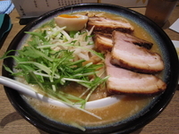 「濃厚味噌そば（大盛）+半肉増し」@つけ麺屋 銀四郎の写真