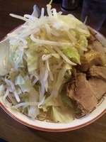 「豚入ラーメン 塩変更」@ラーメンアキラの写真