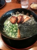 「塩とんこつチャーシューメン」@生粋家 本店の写真