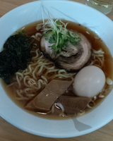「正油らーめん（油ナシ）+煮玉子」@ボニート・ボニートの写真