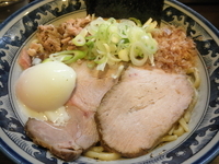 「油そば+温玉 「700円+100円」」@兎に角 松戸店の写真