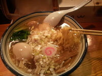 「中華そば（小）半肉増し+味玉」@銀座 朧月の写真