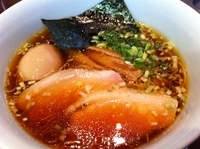 「味玉醤油らぁ麺（800円）」@麺や維新の写真