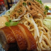 「燈郎（麺少なめ）魚粉バージョン 700円」@麺屋 一燈の写真